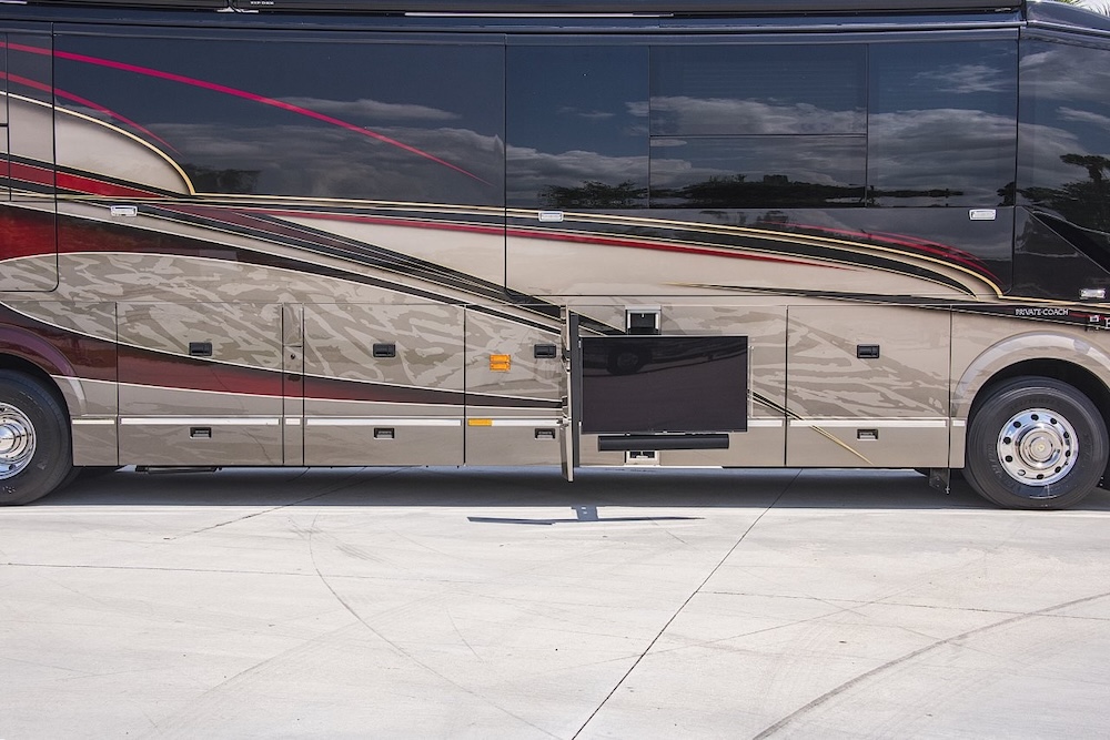 2015 Prevost Liberty H3-45 For Sale