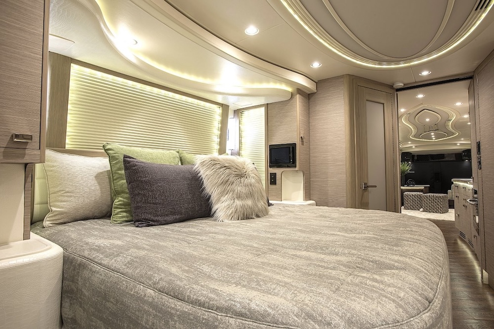 2015 Prevost Liberty H3-45 For Sale