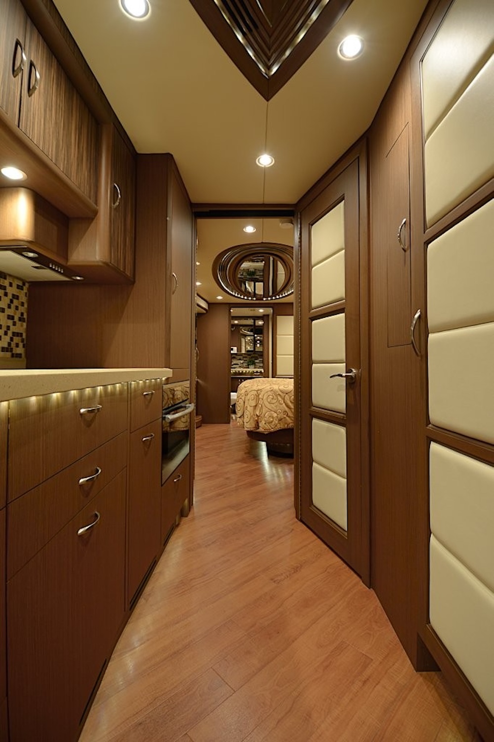2015 Prevost Liberty H3-45 For Sale
