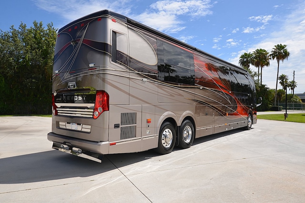 2015 Prevost Liberty H3-45 For Sale