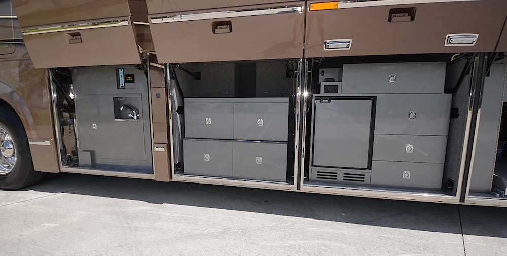 2015 Prevost Liberty H3-45 For Sale