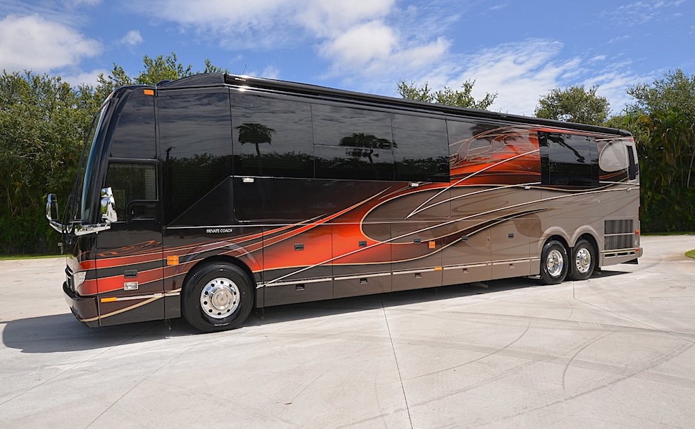 2015 Prevost Liberty H3-45 For Sale