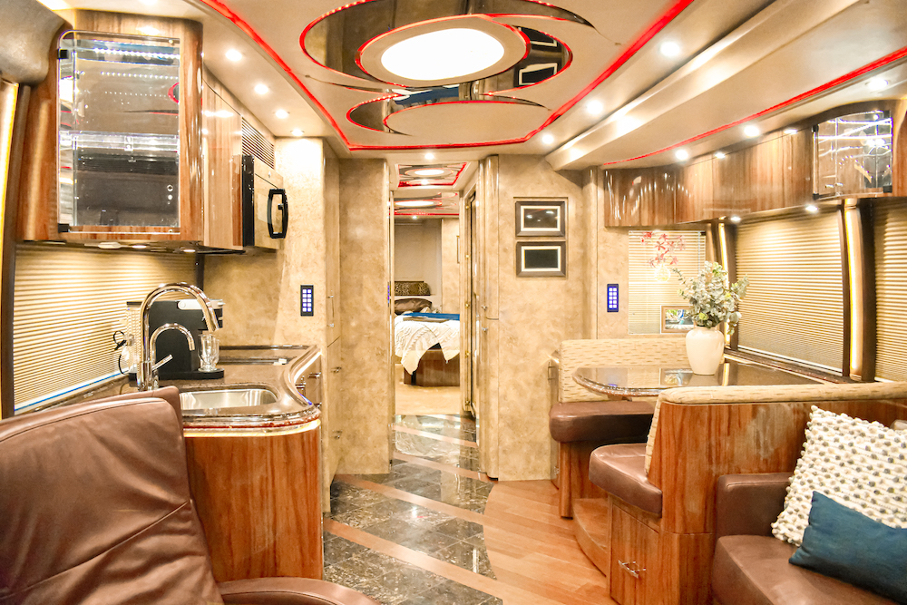 2015 Prevost Marathon X3 For Sale