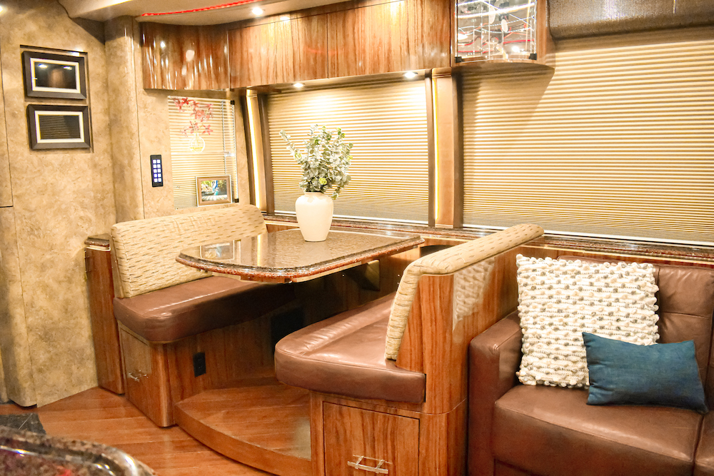 2015 Prevost Marathon X3 For Sale