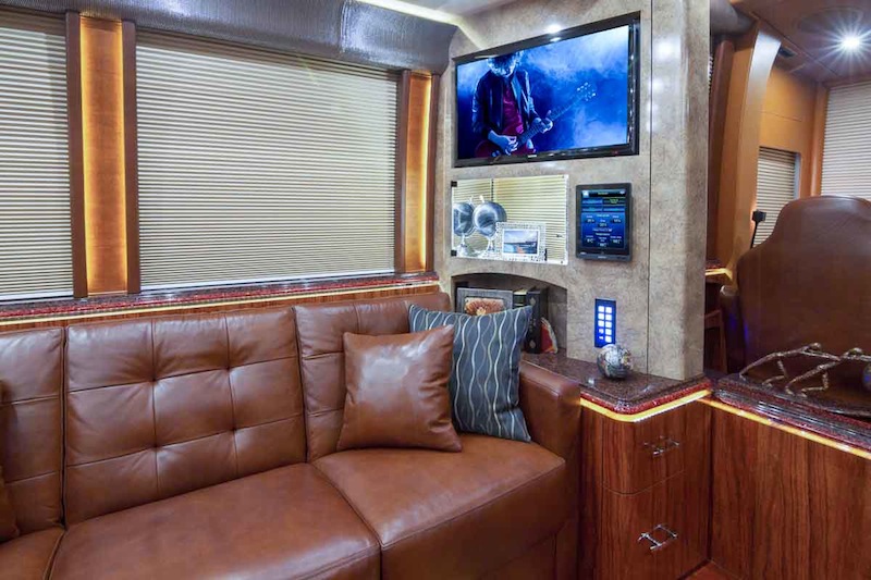 2015 Prevost Marathon XLII For Sale