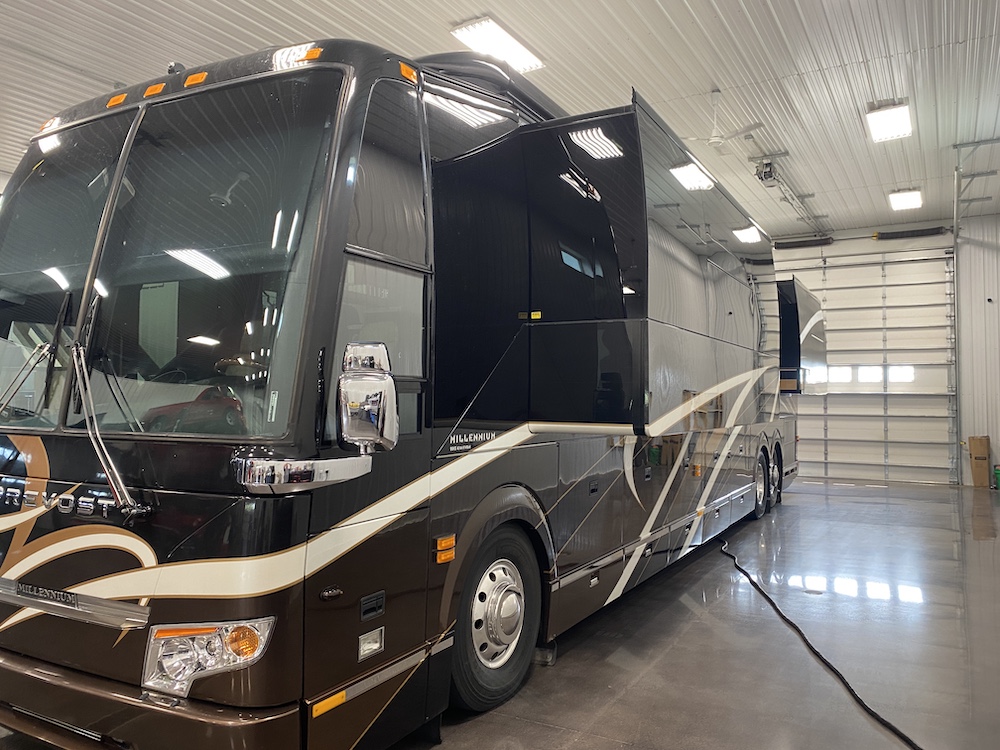 2015 Prevost Millennium H3-45 For Sale