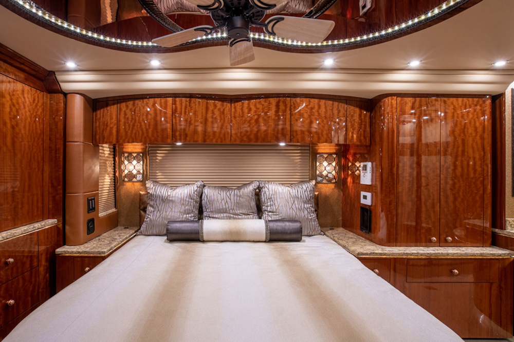 2015 Prevost Millennium H3-45 For Sale