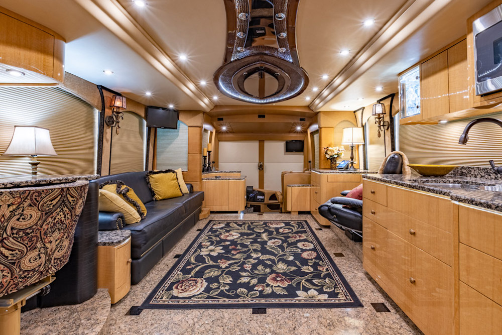 2015 Prevost Millennium H3-45 For Sale