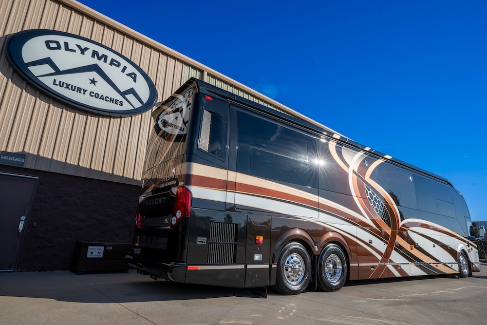 2015 Prevost Millennium H3-45 For Sale