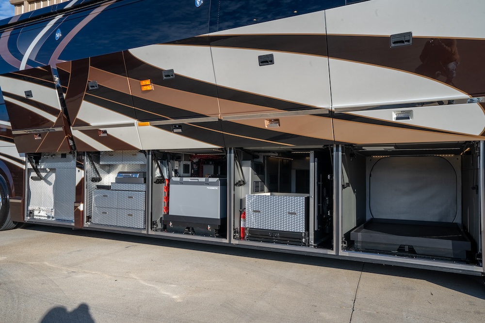 2015 Prevost Millennium H3-45 For Sale