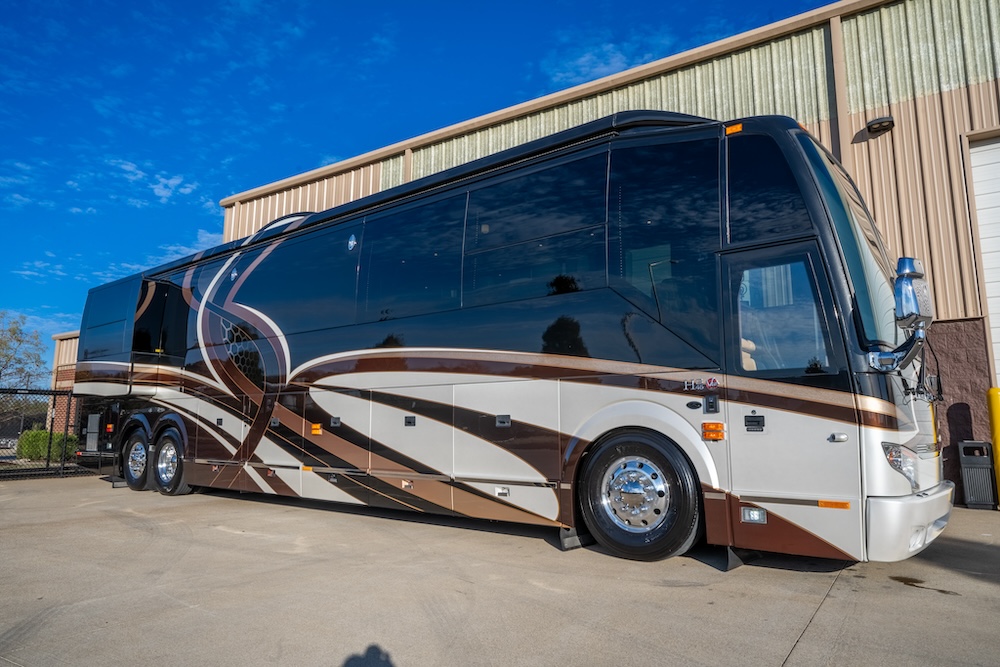 2015 Prevost Millennium H3-45 For Sale