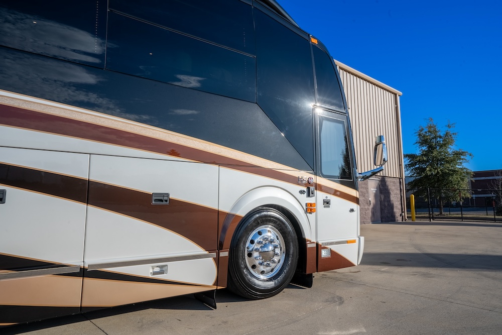 2015 Prevost Millennium H3-45 For Sale