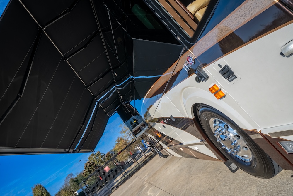 2015 Prevost Millennium H3-45 For Sale