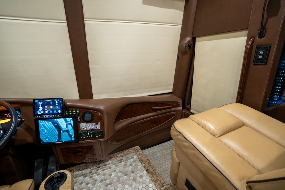 2015 Prevost Millennium H3-45 For Sale