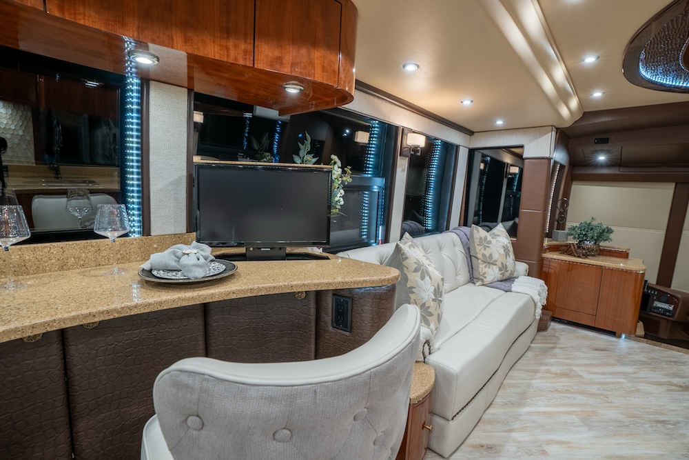 2015 Prevost Millennium H3-45 For Sale