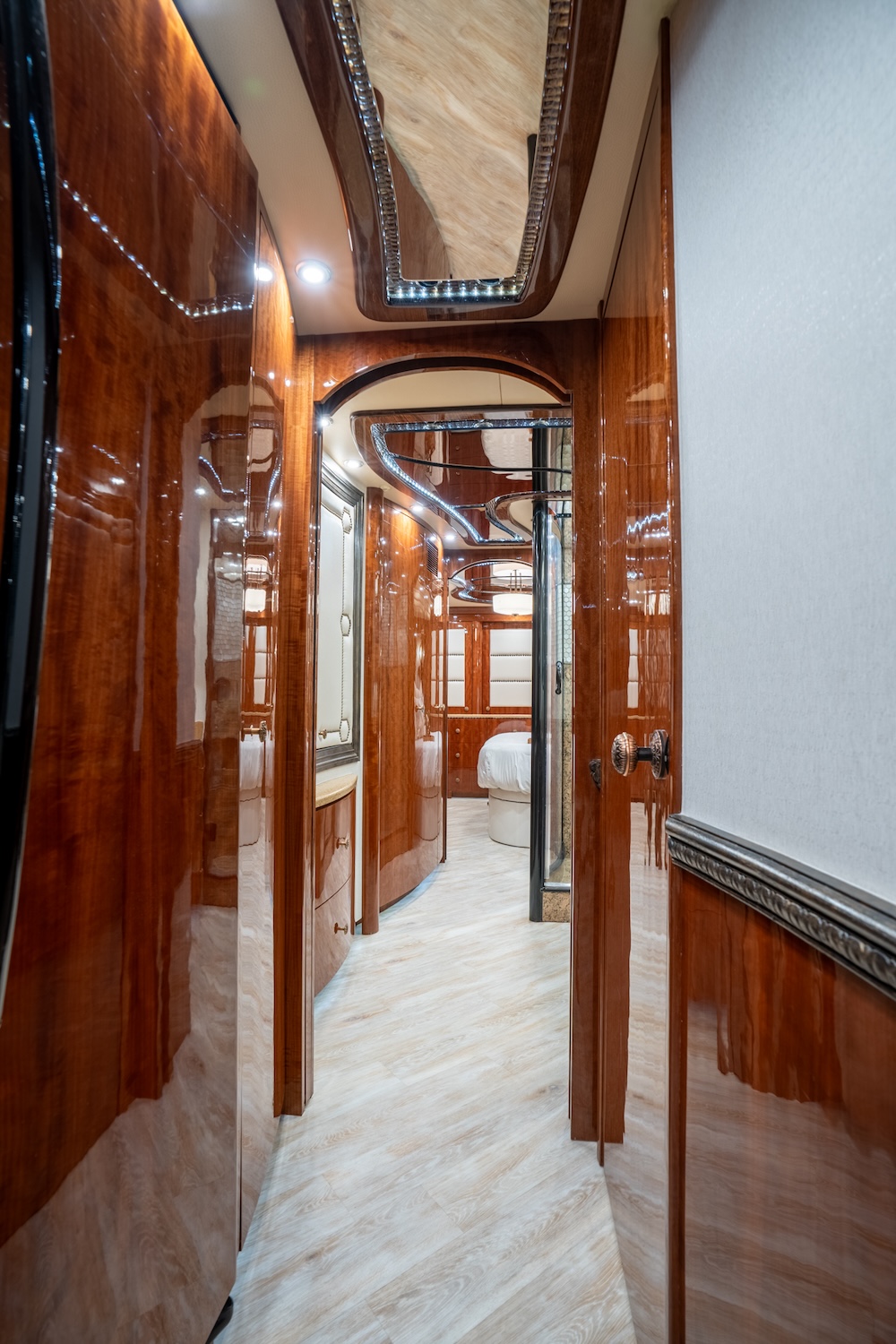 2015 Prevost Millennium H3-45 For Sale