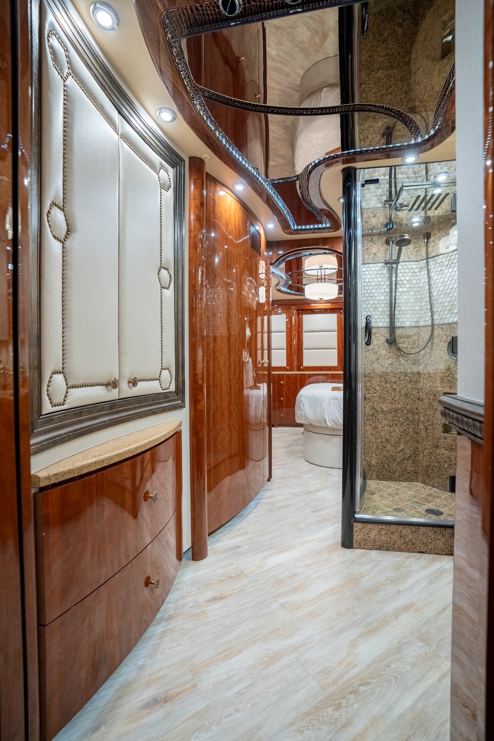 2015 Prevost Millennium H3-45 For Sale