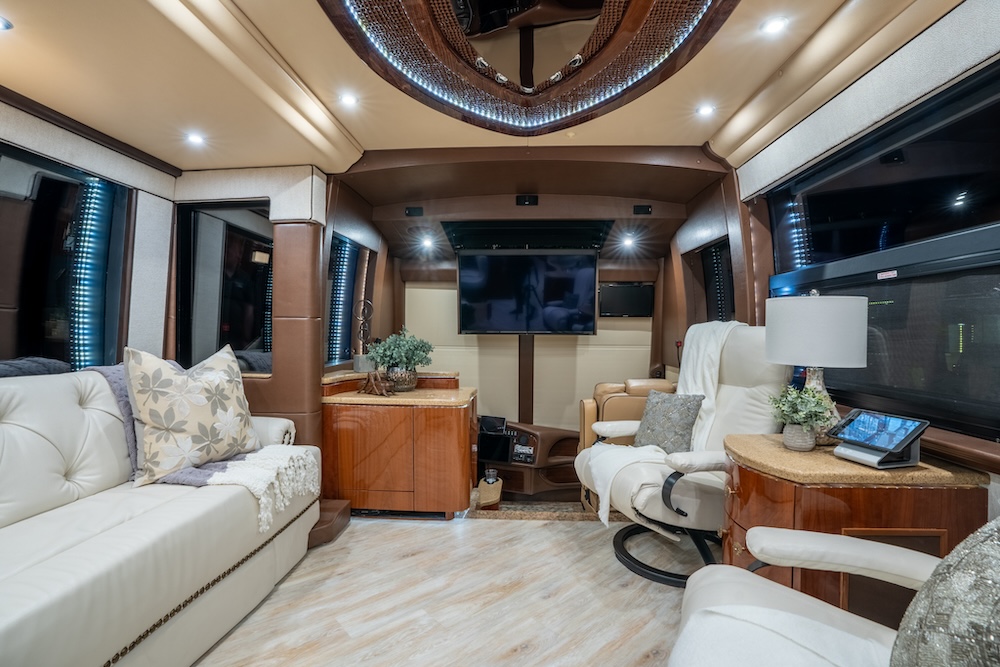 2015 Prevost Millennium H3-45 For Sale