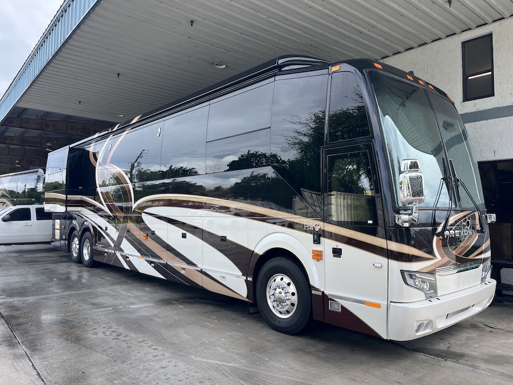 2015 Prevost Millennium H3-45 For Sale