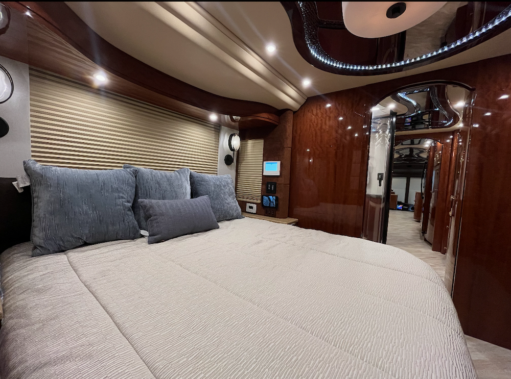 2015 Prevost Millennium H3-45 For Sale