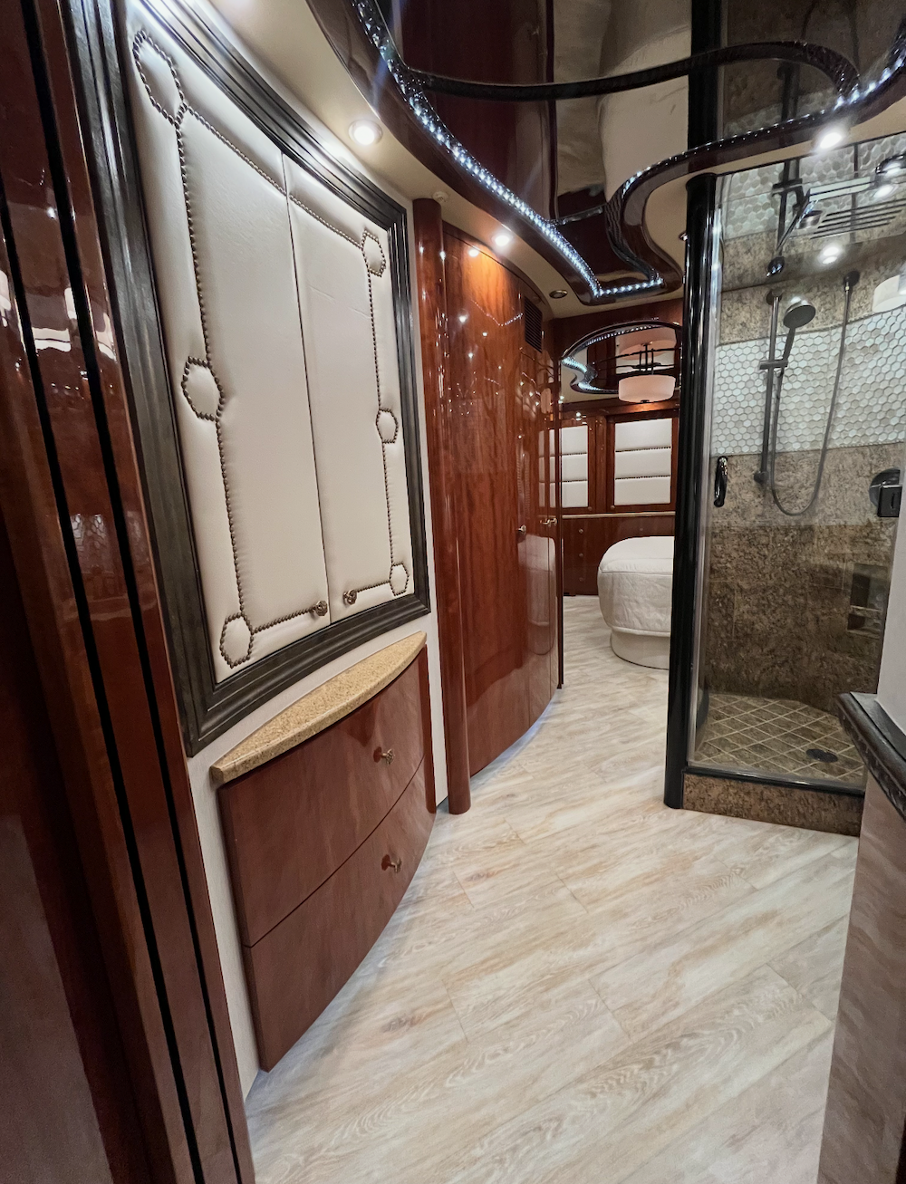 2015 Prevost Millennium H3-45 For Sale