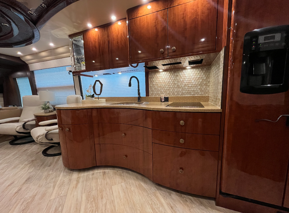 2015 Prevost Millennium H3-45 For Sale