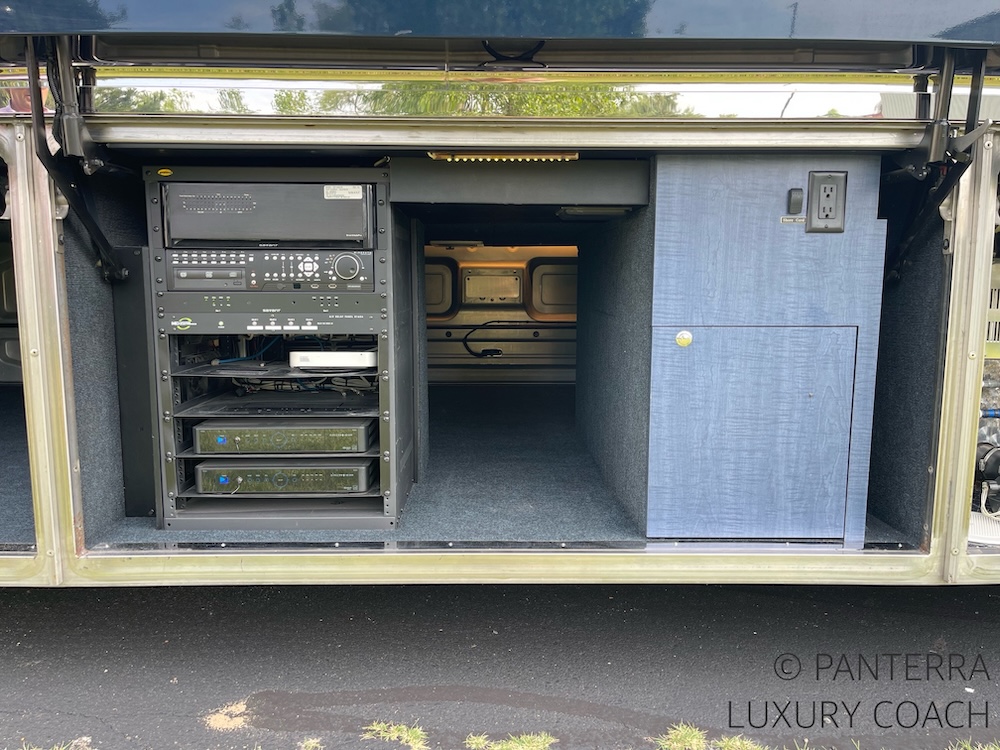 2015 Prevost Millennium X3 For Sale