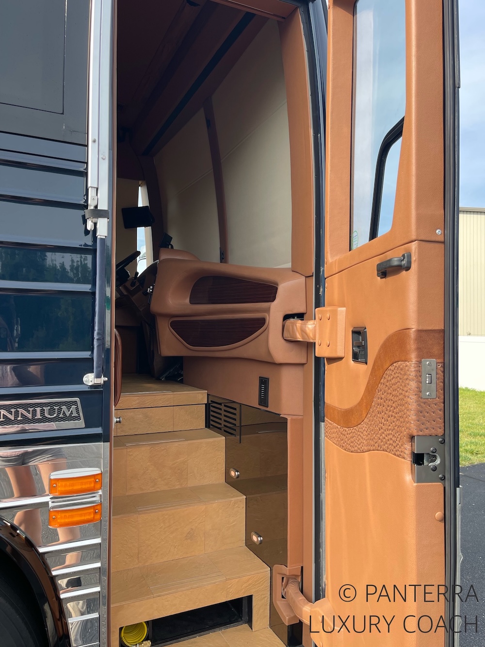 2015 Prevost Millennium X3 For Sale
