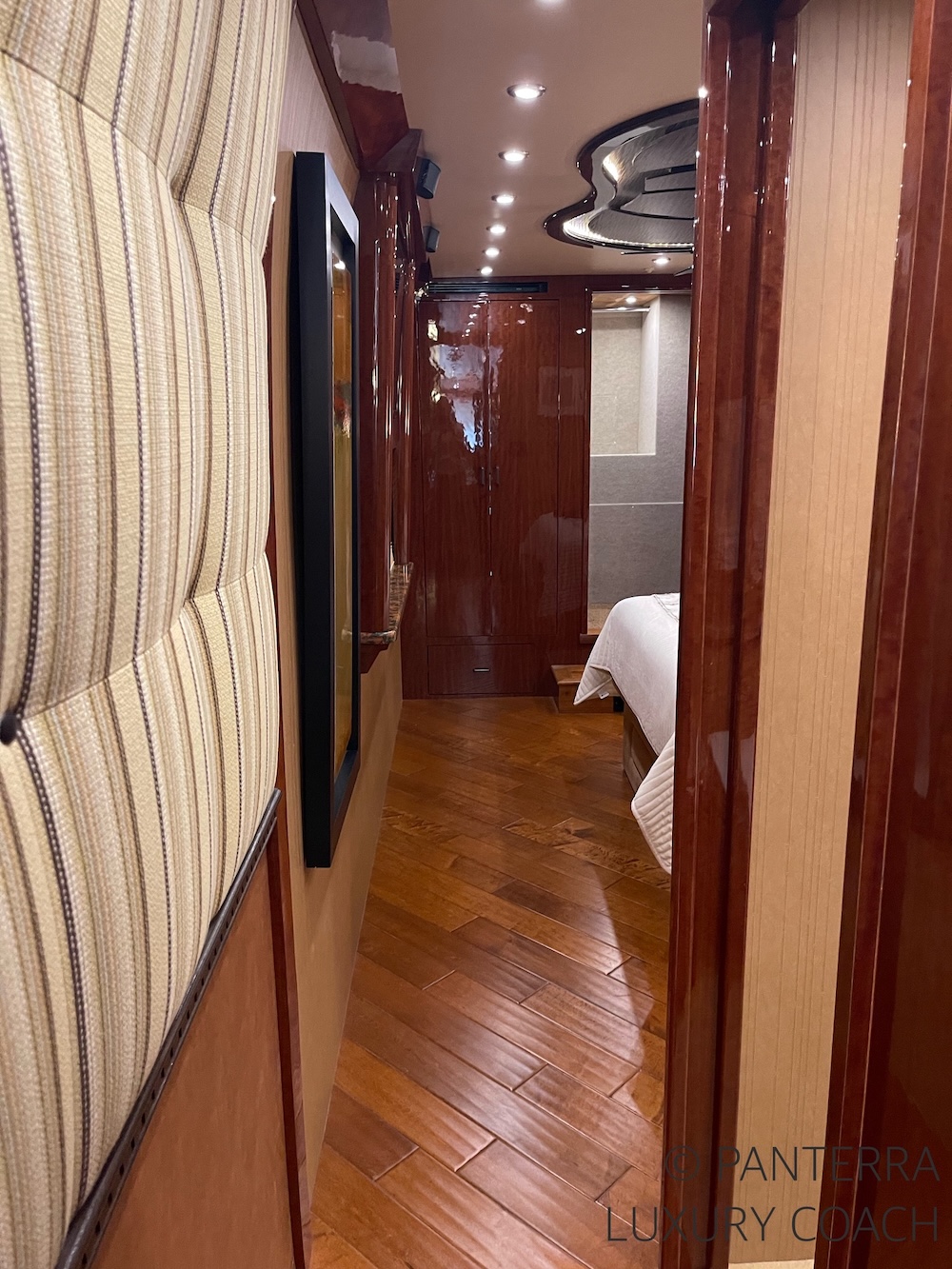2015 Prevost Millennium X3 For Sale