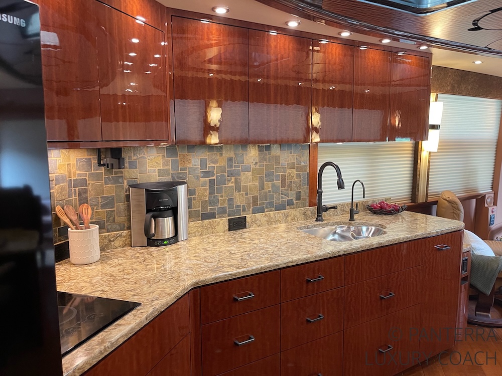 2015 Prevost Millennium X3 For Sale