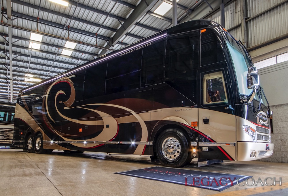 2015 Prevost Outlaw H3-45 For Sale