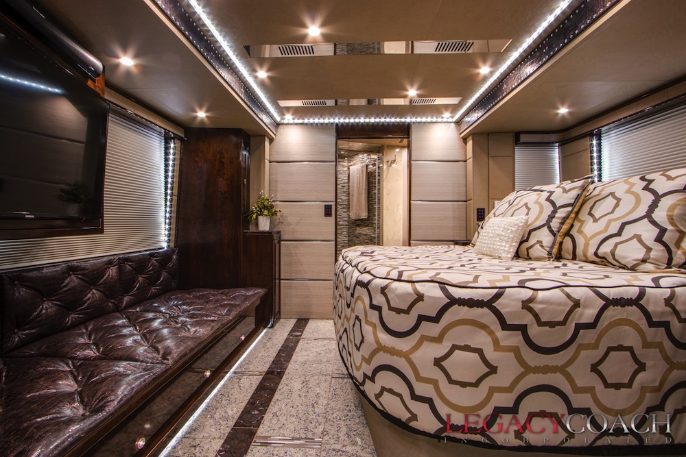 2015 Prevost Outlaw H3-45 For Sale