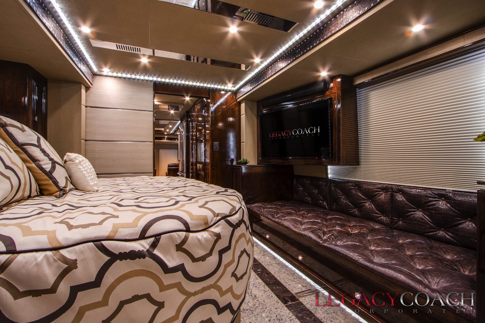 2015 Prevost Outlaw H3-45 For Sale