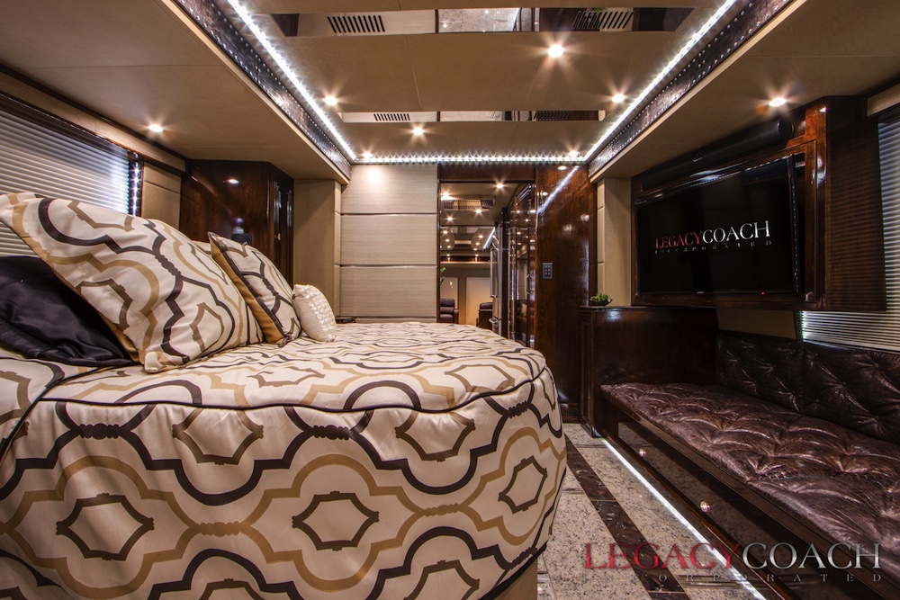 2015 Prevost Outlaw H3-45 For Sale