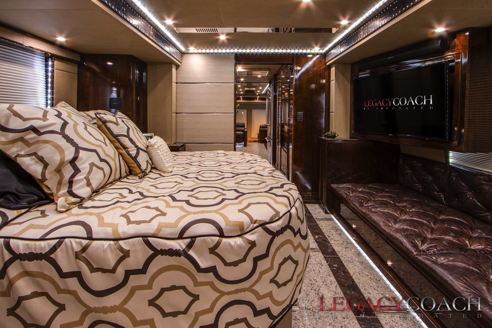 2015 Prevost Outlaw H3-45 For Sale