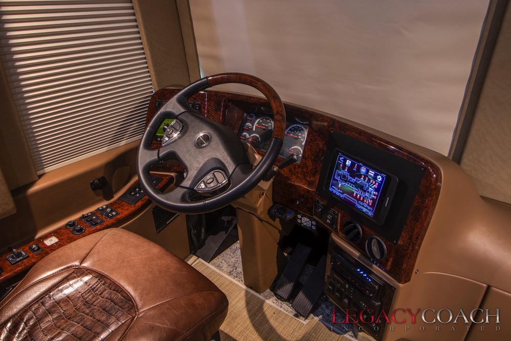 2015 Prevost Outlaw H3-45 For Sale