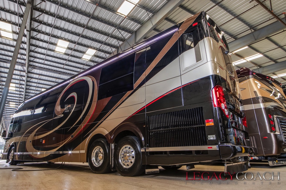 2015 Prevost Outlaw H3-45 For Sale