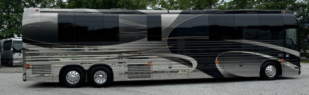2015 Prevost  XLII For Sale