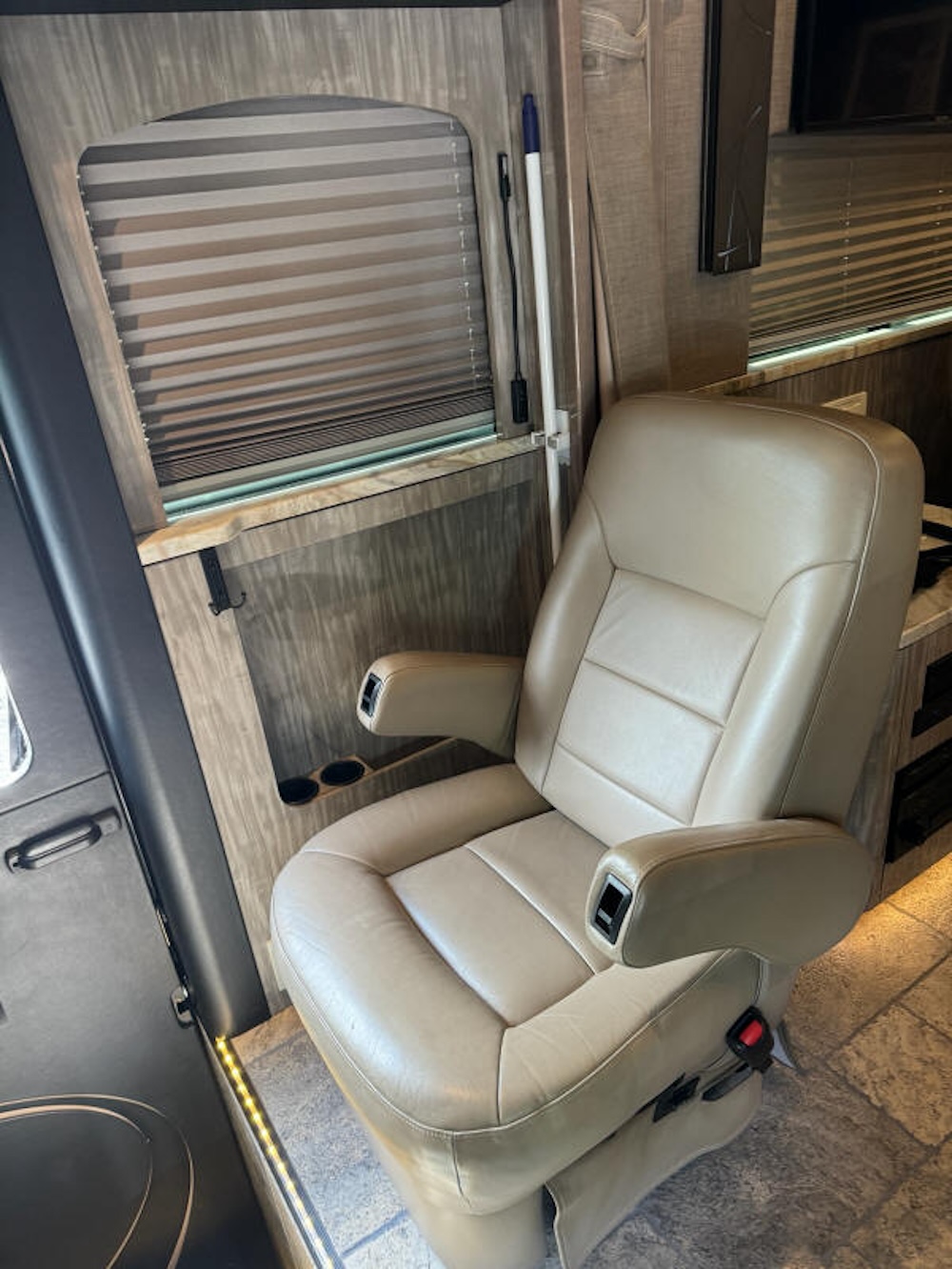 2015 Prevost  XLII For Sale