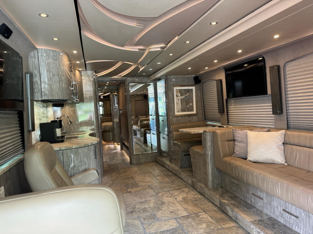 2015 Prevost  XLII For Sale