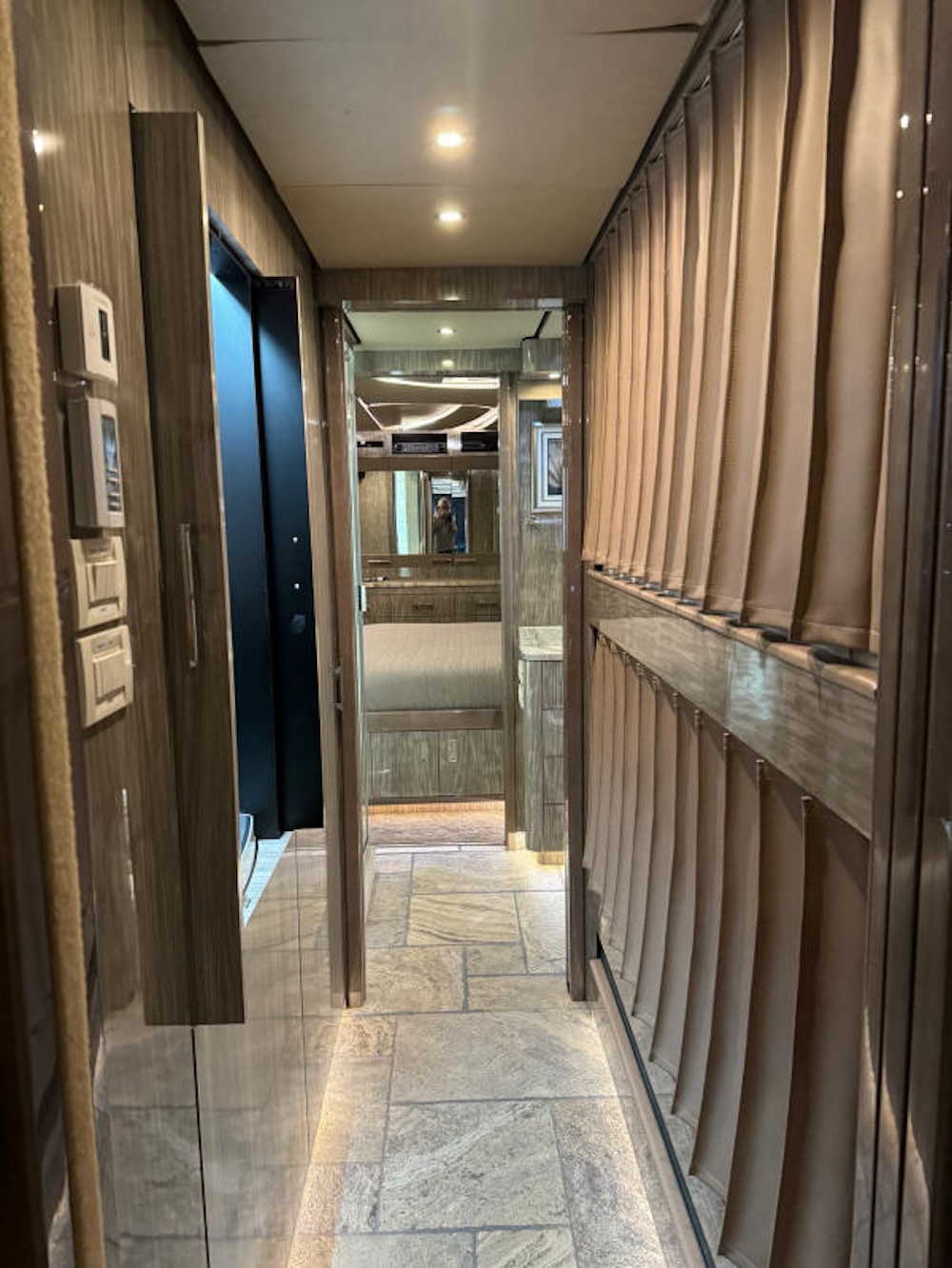 2015 Prevost  XLII For Sale