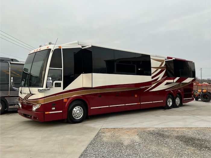 2015 Prevost Superior H3-45 For Sale