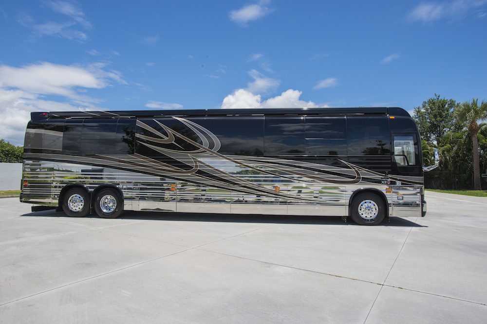 2016 Prevost Emerald X3 For Sale