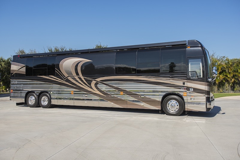 2016 Prevost Emerald X3 For Sale