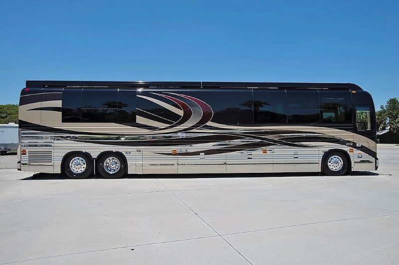 2016 Prevost Emerald X3 For Sale