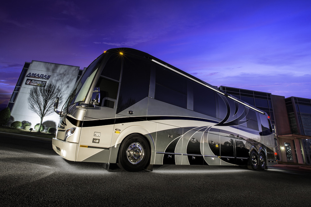 2016 Prevost Featherlite H3-45 For Sale