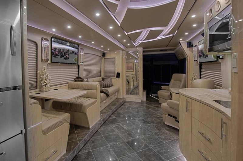 2016 Prevost Florida Coach X3 For Sale