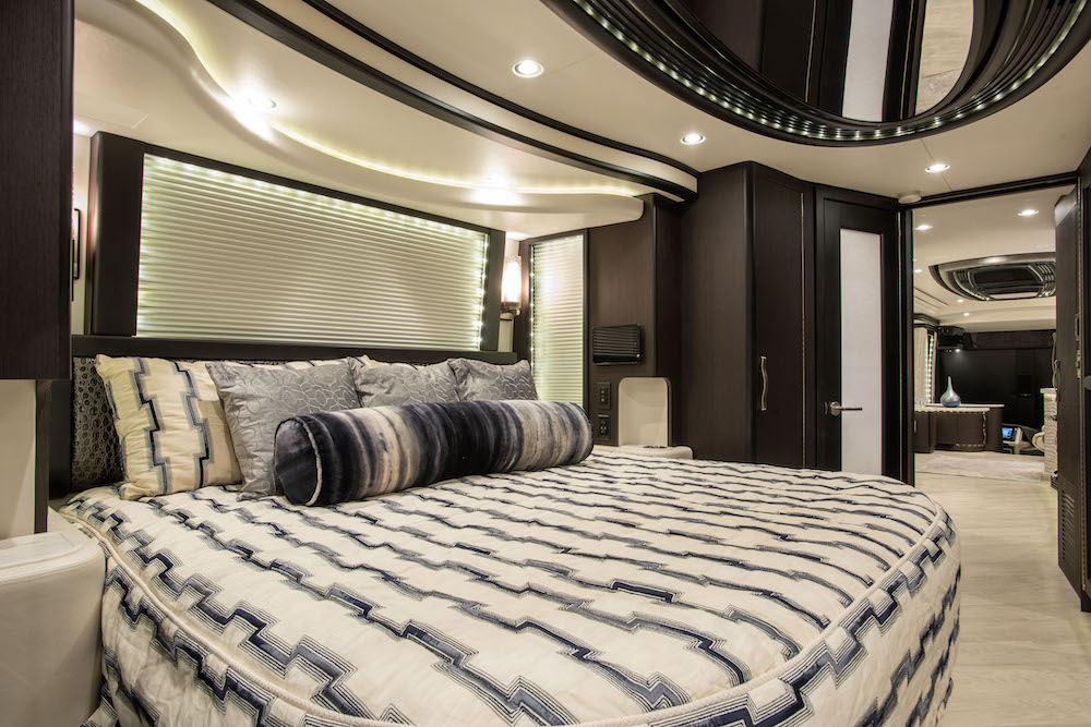 2016 Prevost Liberty H3-45 For Sale