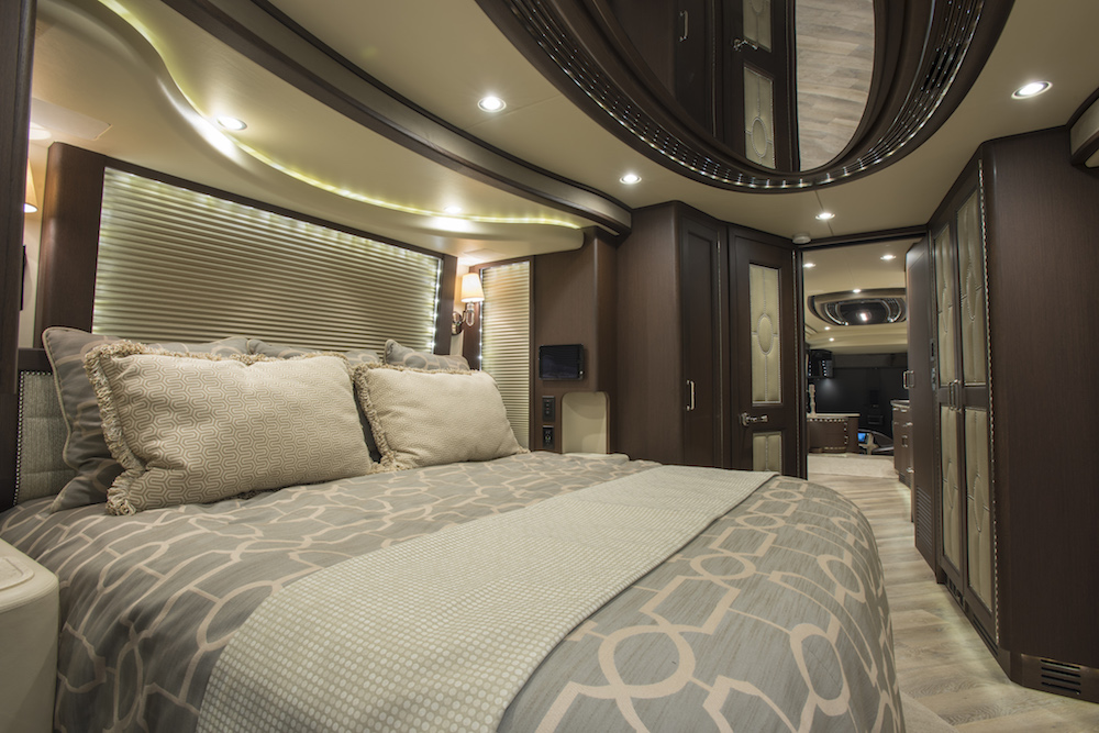 2016 Prevost Liberty H3-45 For Sale