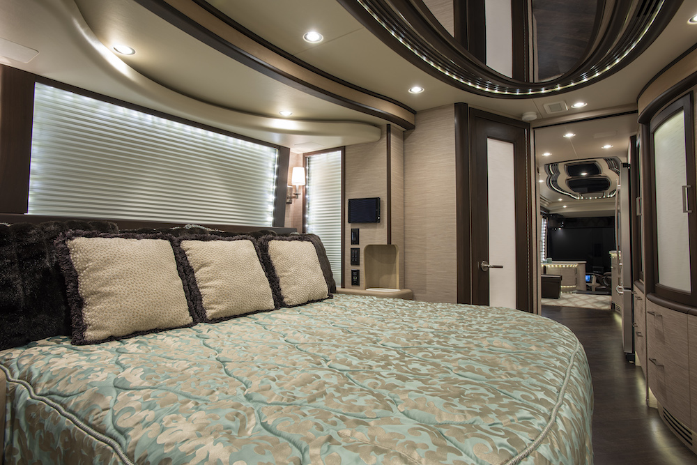 2016 Prevost Liberty H3-45 For Sale